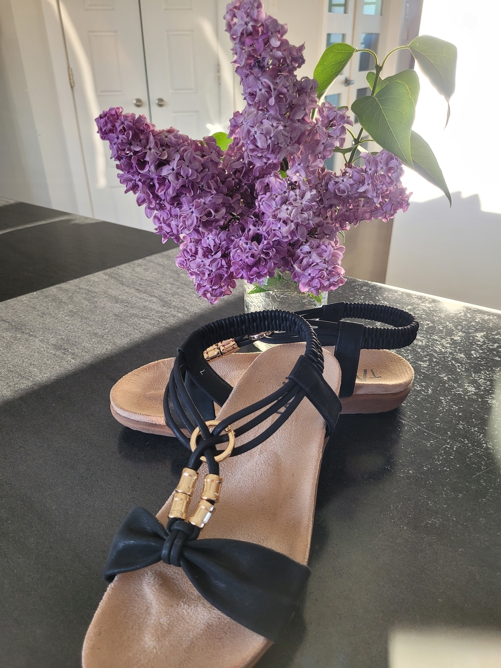 Taxi Women's Briar Black Wedge Sandals - Like New
